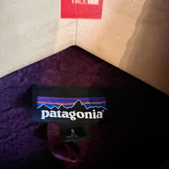 Patagonia Fleece Zipup Sweater - Picture 2 of 3